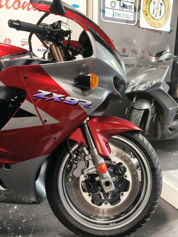 KAWASAKI ZX-9R - Imagen 11